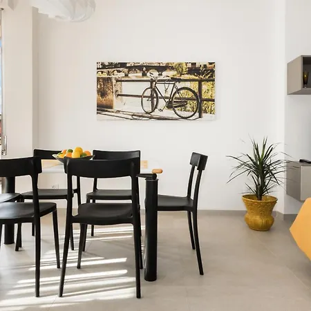 Civico40 Luminoso Con Balconi E Garage Privato * ורונה