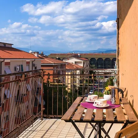 Civico40 Luminoso Con Balconi E Garage Privato