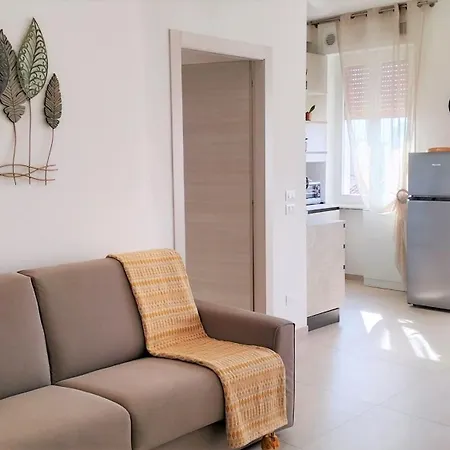 Civico40 Luminoso Con Balconi E Garage Privato * Βερόνα