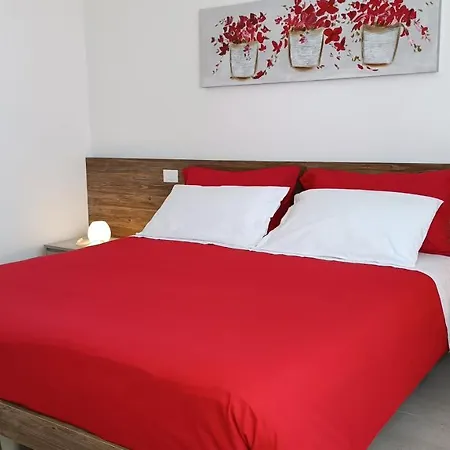 Civico40 Luminoso Con Balconi E Garage Privato