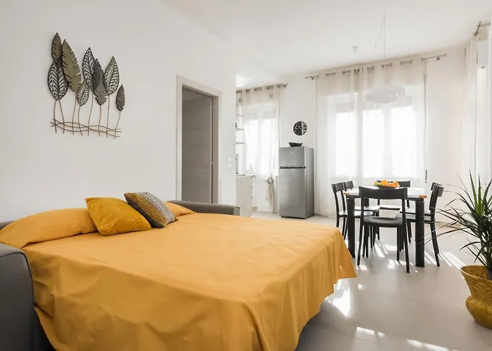 Civico40 Luminoso Con Balconi E Garage Privato * Verona