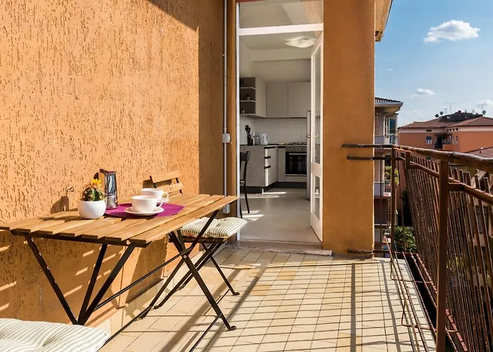 Civico40 Luminoso Con Balconi E Garage Privato Verona